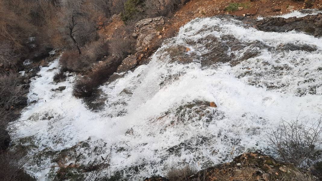 Konya'da bir şelale var 'gün yüzü görmeden' suyu çekiliyor!  Eskiler buraya sahraya gelirmiş 2